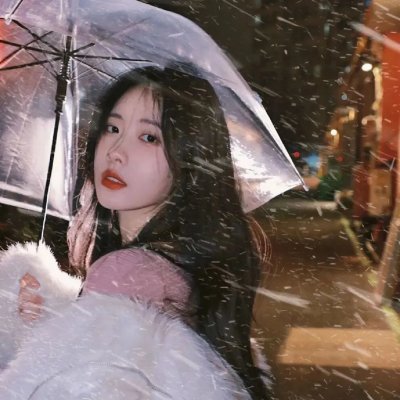 玉女桃花满堂红
